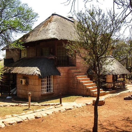 Zebra Nature Reserve Cullinan Bagian luar foto