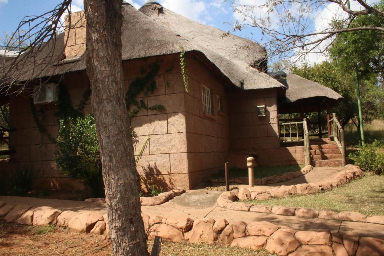 Zebra Nature Reserve Cullinan Bagian luar foto