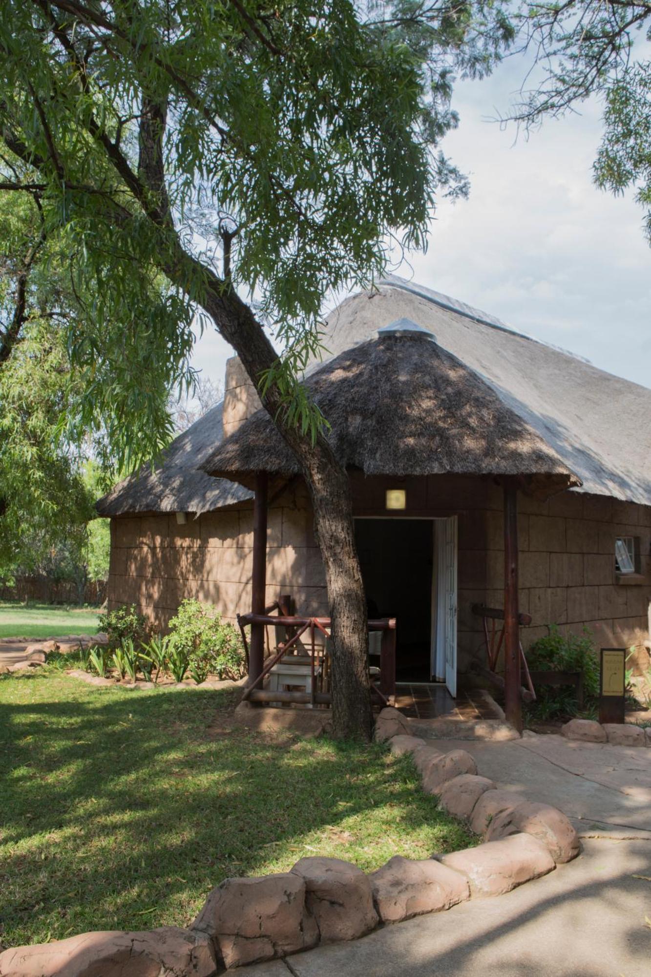 Zebra Nature Reserve Cullinan Bagian luar foto